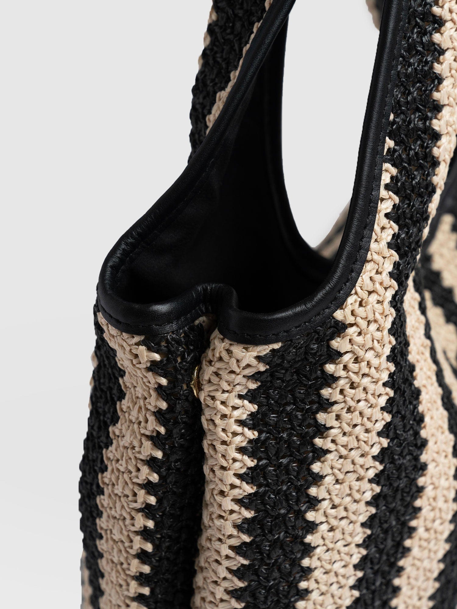 Stella Shoulder Tote Bag Beige/Black Raffia - Women's Bags | Saint + Sofia® USA